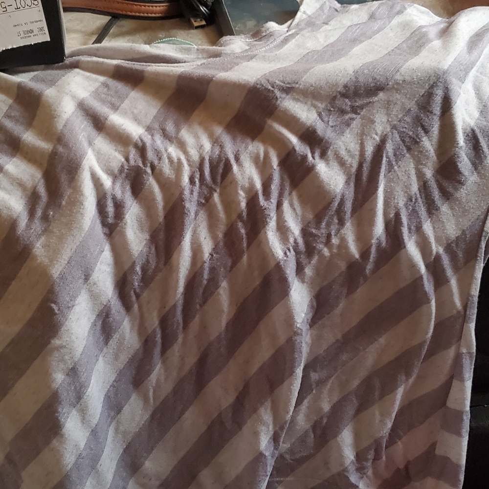 Womens short sleeve pullover shirt size 14